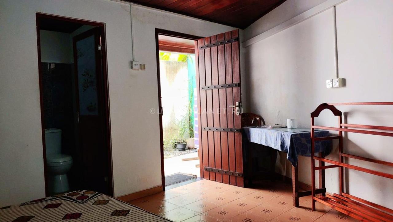 Twin Palms Hotel Mirissa Luaran gambar