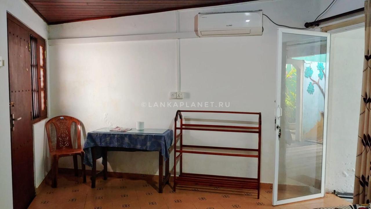 Twin Palms Hotel Mirissa Luaran gambar
